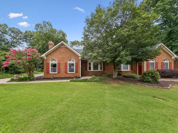 153 Ponderosa Dr, Athens, GA 30605