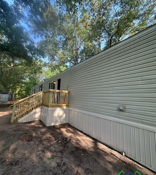 1st image of 6071 Broussard Cir