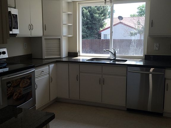 4th image of 14532 E Atlantic Dr
