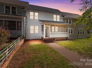 41 Willow St, Badin, NC 28009