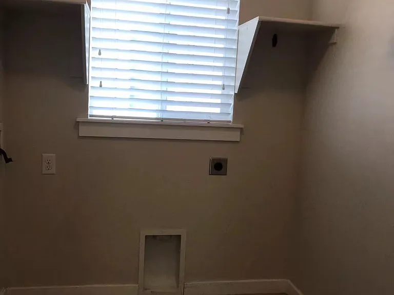 7834 N Red River Dr — Photo 13