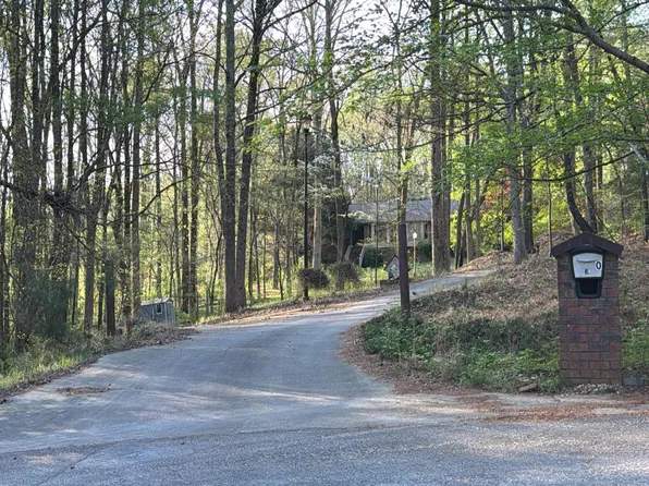 70 Rainey Ridge Dr, Oxford, GA 30054