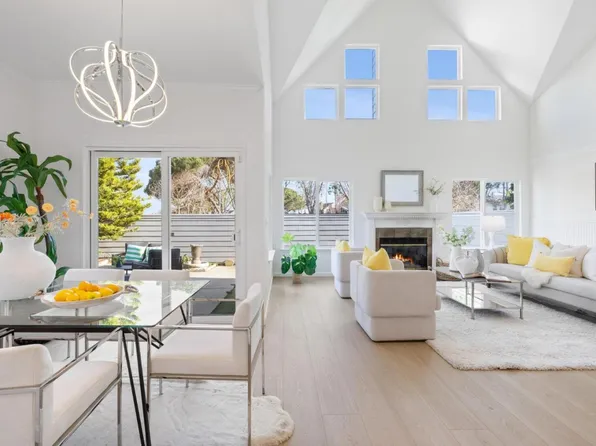 1 Binnacle Ln, Foster City, CA 94404