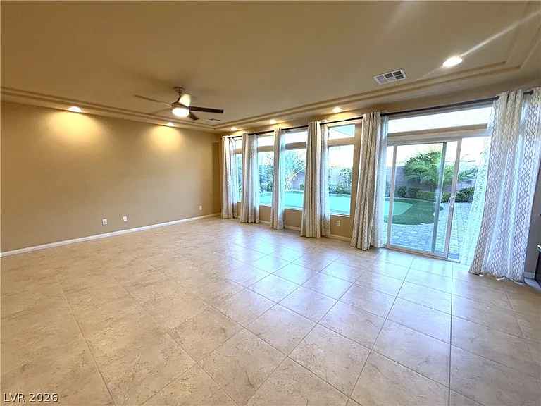 6435 Grande River Ct — Photo 10