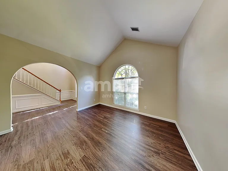 8207 Abbottsgate Ln — Photo 10