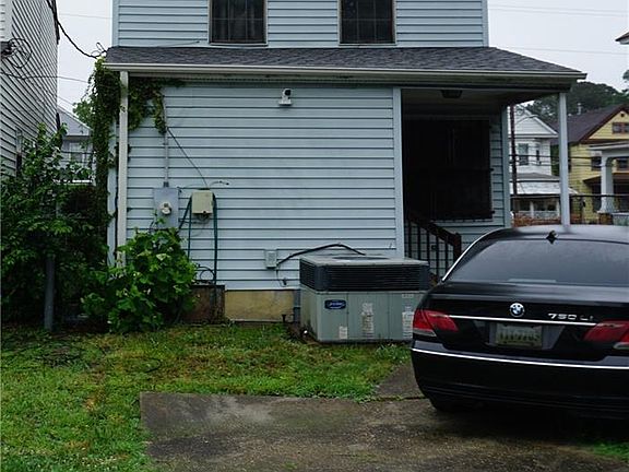 5th image of 2013 Marshall Ave