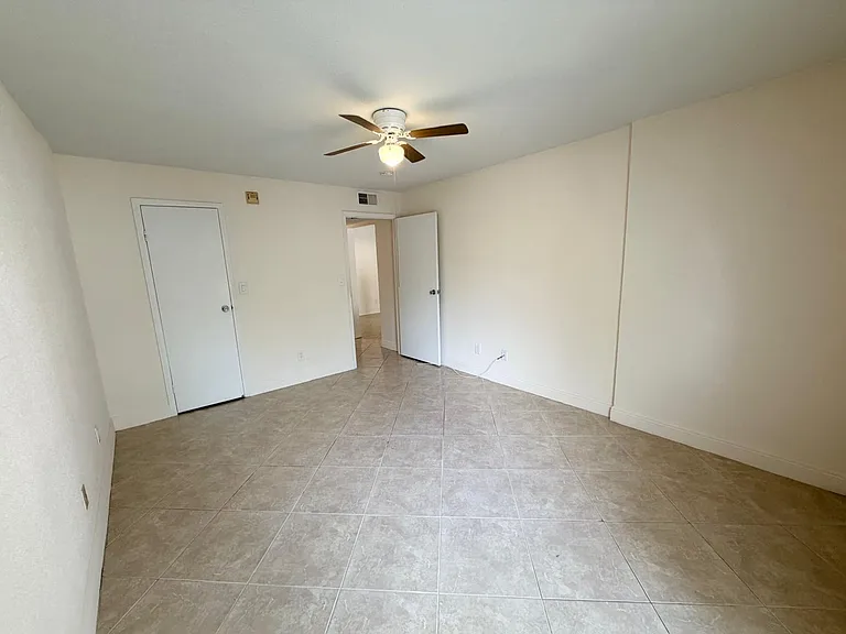 755 Riverside Dr #1335 — Photo 11