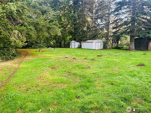 5th image of 17225 100th Street SE
