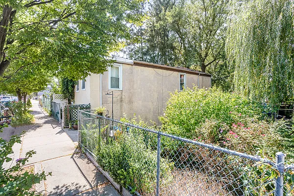 Sold by Keller Williams NYC | media 4