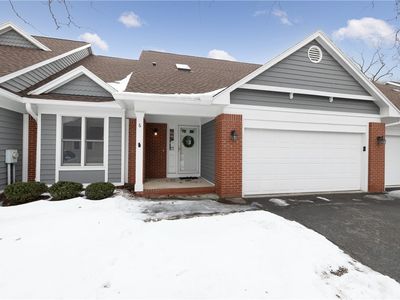 6 Packetts Grv, Fairport, NY, 14450