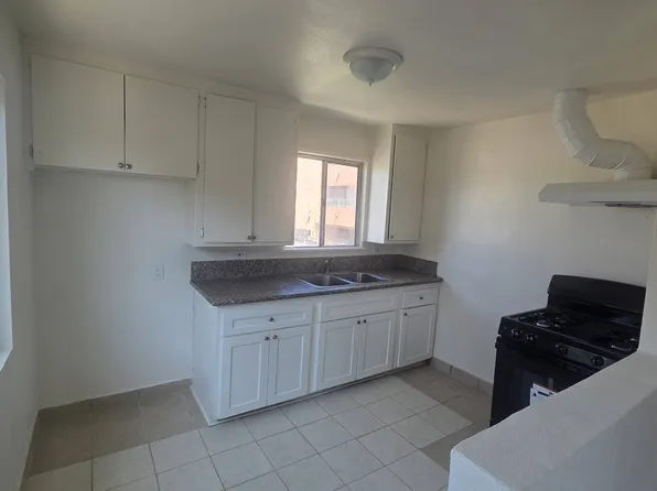 9553 Compton Ave Suite 3, Los Angeles, CA 90002