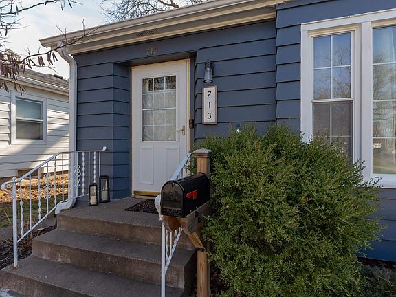 2nd image of 713 W Rusholme St