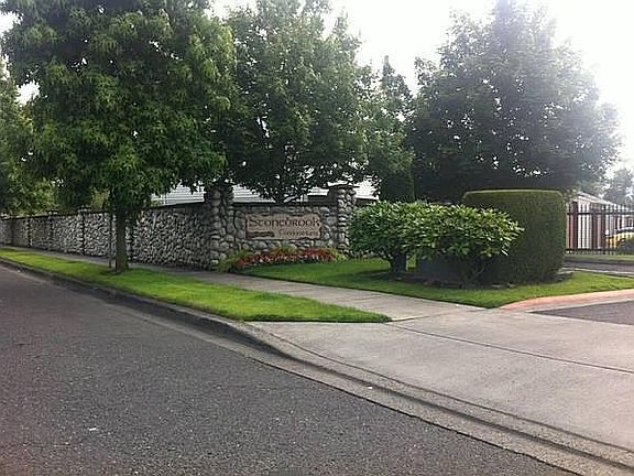 3rd image of 4000 NE 109th Ave Unit 146M