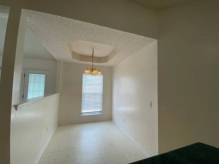 1835 Lawnwoods Dr — Photo 12