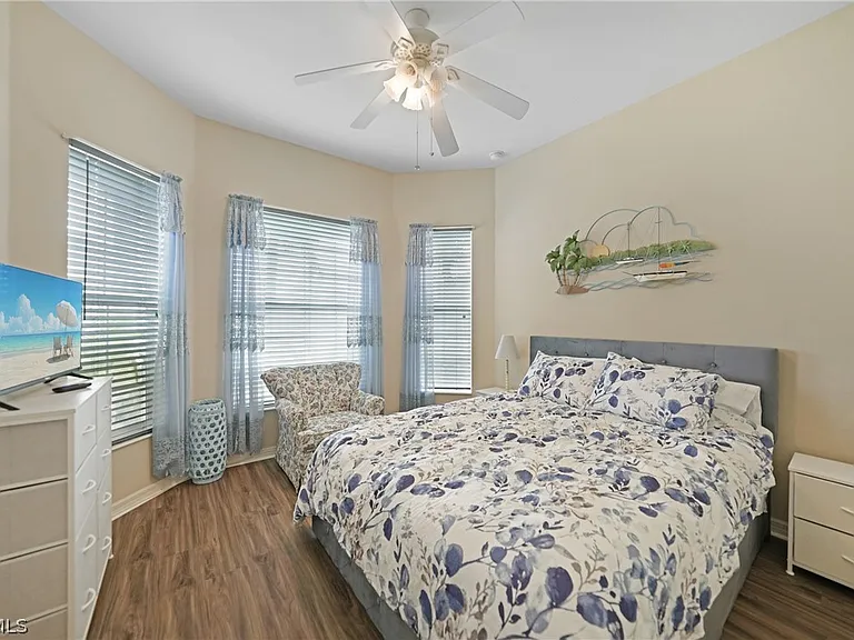 2454 Blackburn Cir — Photo 15