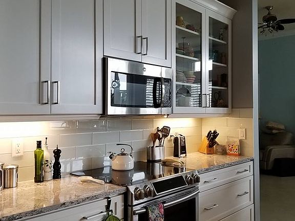 2nd image of 133 NW Magnolia Lakes Blvd