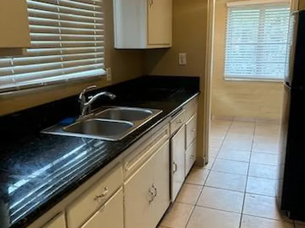 204 W Lancaster Blvd, Lancaster, CA 93534