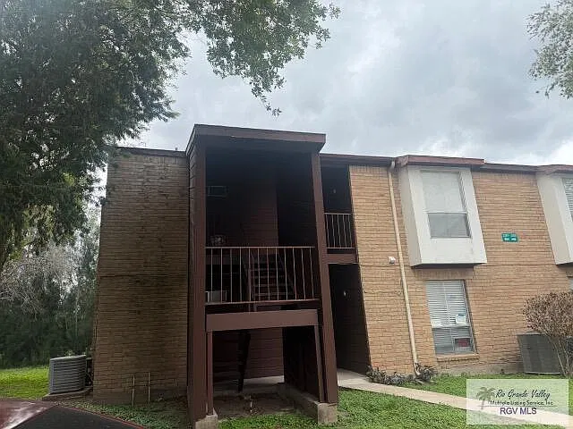 4601 Carmen Ave #2201