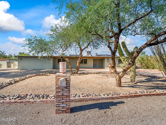 3rd image of 1932 W Harran Cir