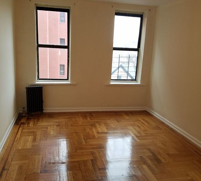 2nd image of 178 Ocean Pkwy APT D13