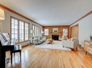 216 Meadowbrook Rd, Hopkins, MN 55343