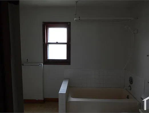 2 bed, 1800 sqft, $600 — Photo 3