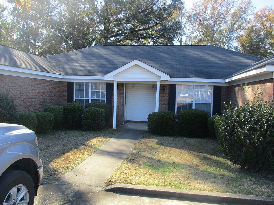 1st image of 210A Starksville Ave S