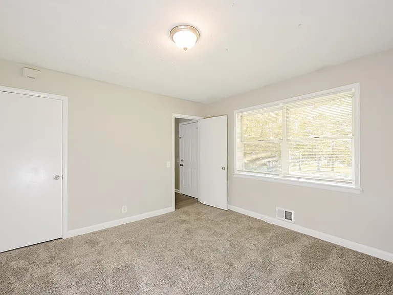 627 Grayson Pkwy — Photo 8