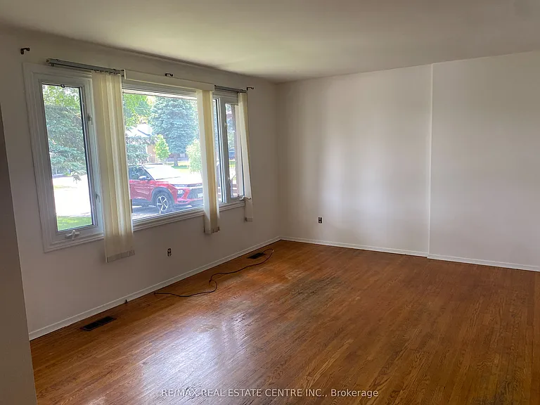 29 Victoria St — Photo 12