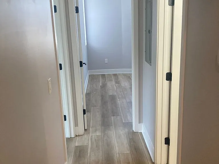 801 N 40th St — Photo 10