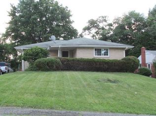 10819 Highpoint Dr, Pittsburgh, PA 15235