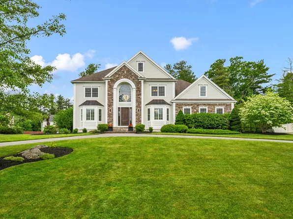 6 Little Meadow Way, North Reading, MA 01864