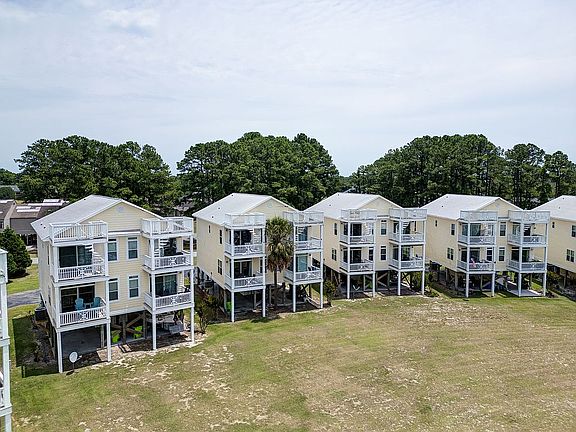 5th image of 4016 Marina Townes Dr