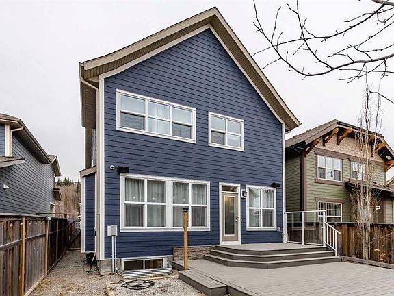 3rd image of 196 S Riviera Way