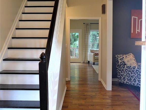 3rd image of 7766 Wicklow Ct