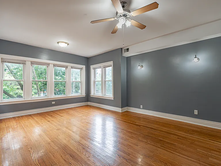 4627 N Monticello Ave #2 — Photo 4