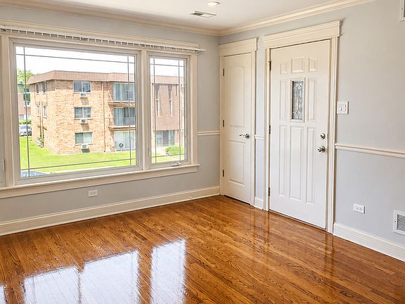3rd image of 379 Cornell Ave