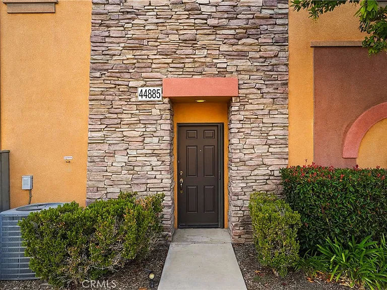 44885 Poppy Ridge Dr — Photo 36