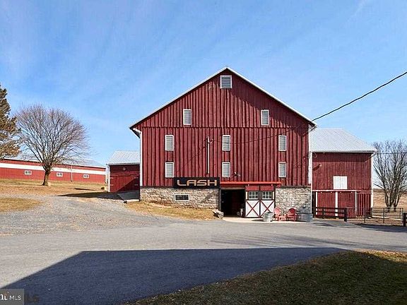 4th image of 3391 Shingletown Rd