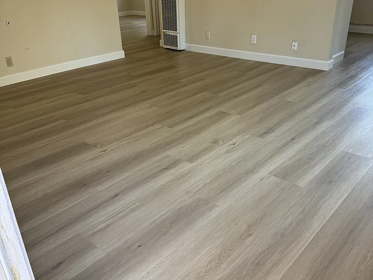 560 Lafayette St — Photo 8