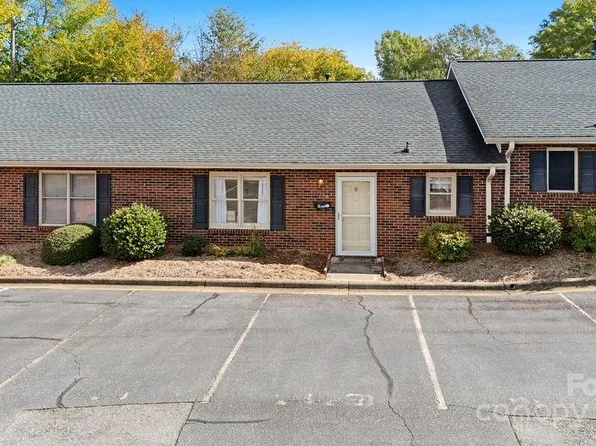 1419 19th Ave NE #B7, Hickory, NC 28601