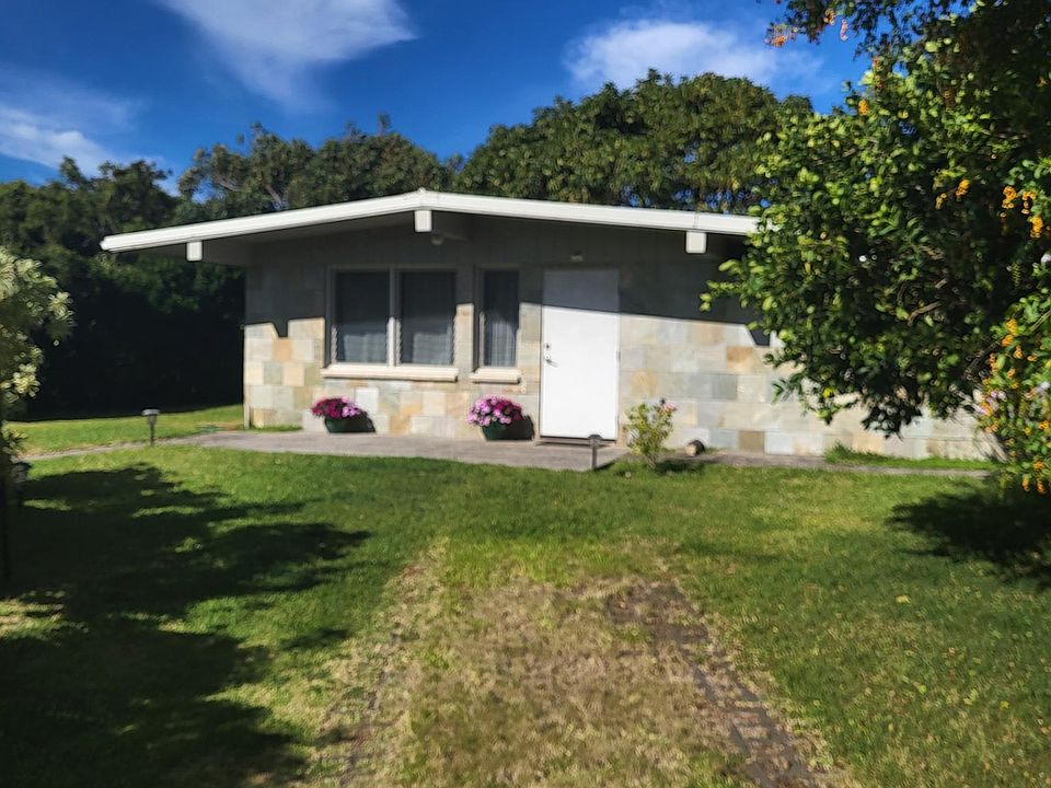 1st image of 2684 Onu Pl