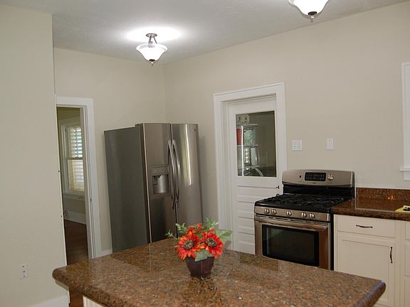 Another view of the kitchen.