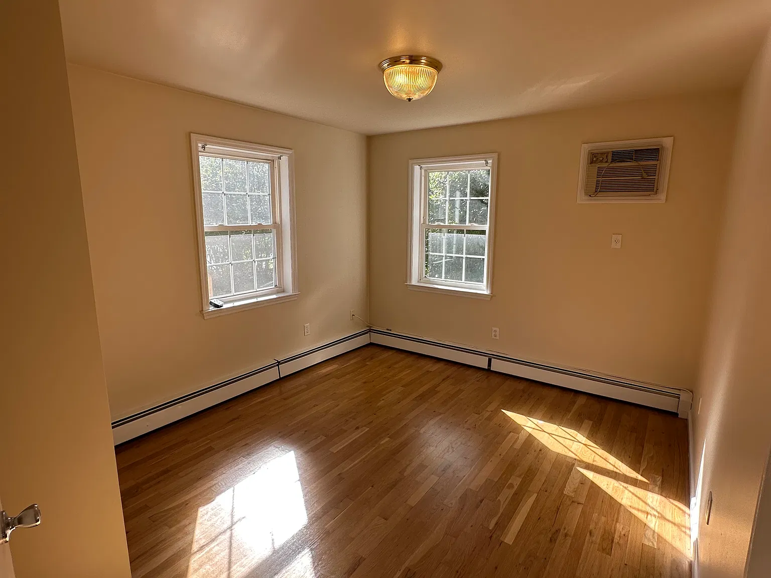 2 bed, 800 sqft, $2,600 — Photo 4