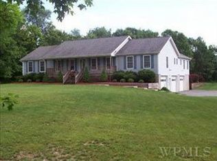 276 Gidley Rd, Pleasant Valley, NY 12569