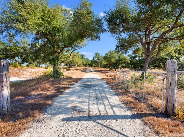 235 Sattler Rd, Spring Branch, TX 78070