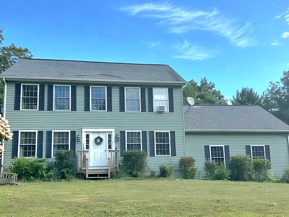 2nd image of 39 Valhalla Farm Road