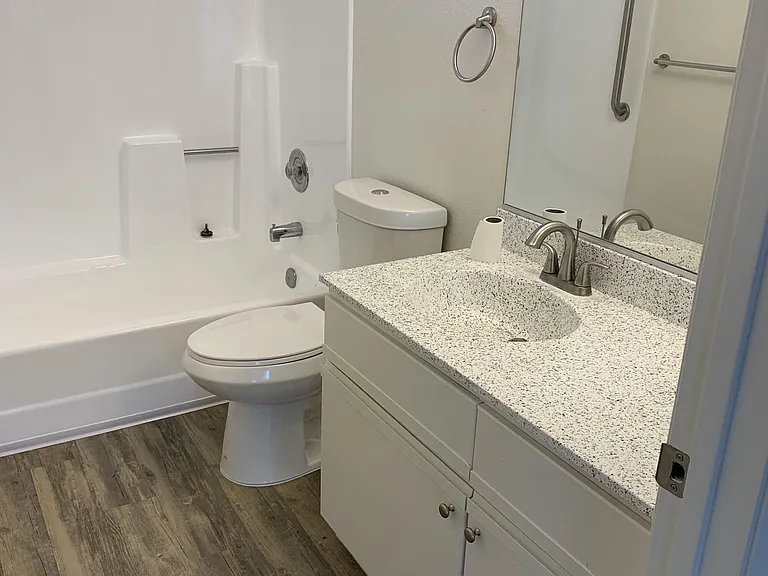 Carlsbad Sunset Senior Apts — Photo 17
