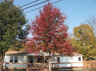 126 Eden Rd, Eden, NC 27288