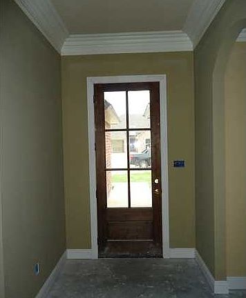 2nd image of 222 Tall Oaks Ln